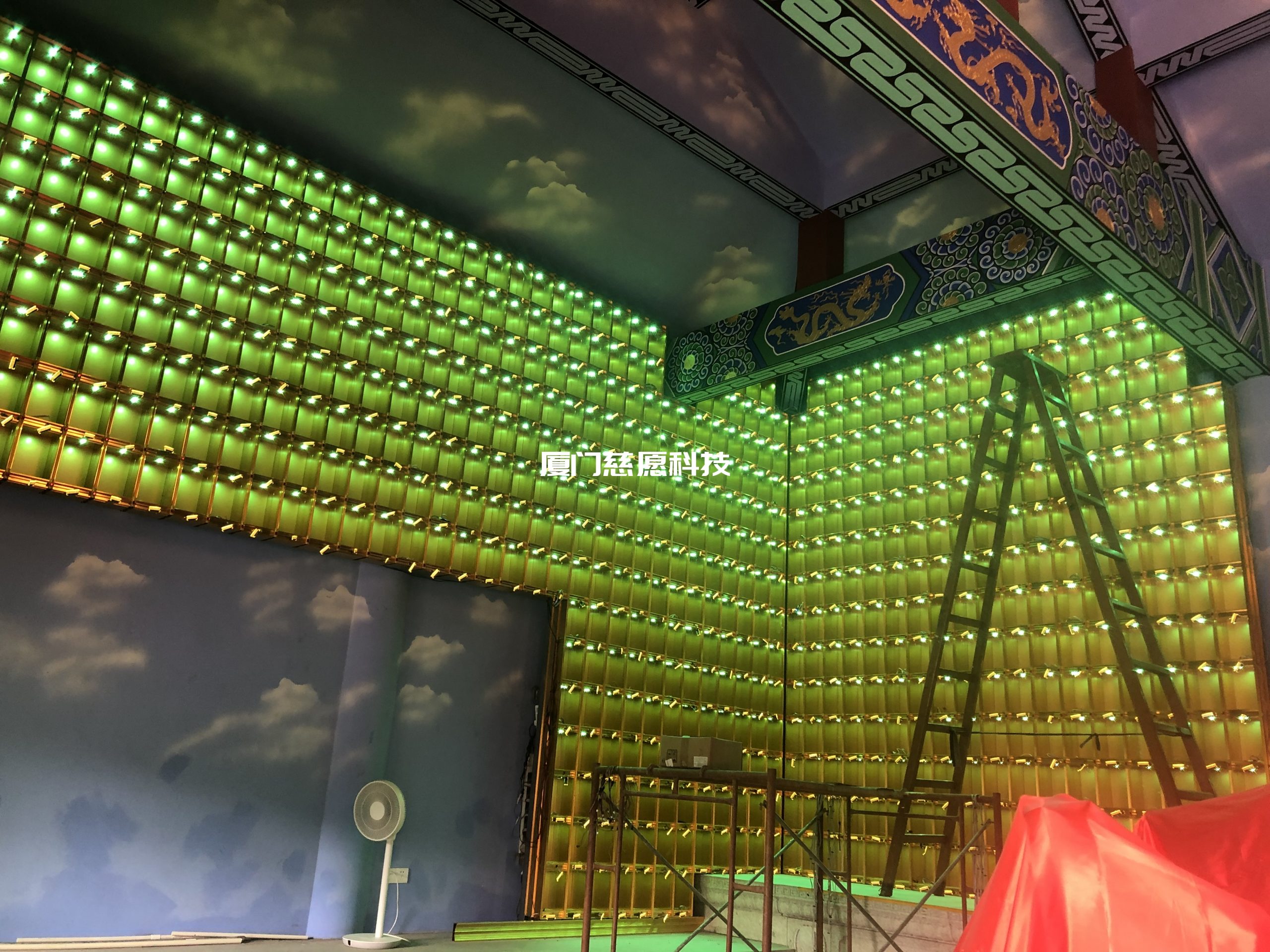 萬佛墻|東華禪寺第三期萬佛燈施工現場圖片